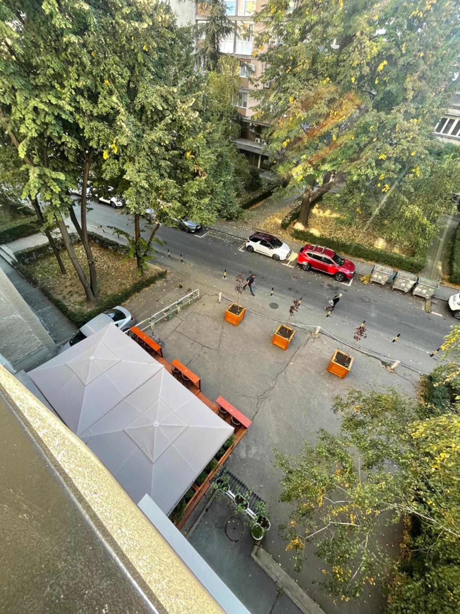 Apartment Mirochka Belgrad Exteriör bild
