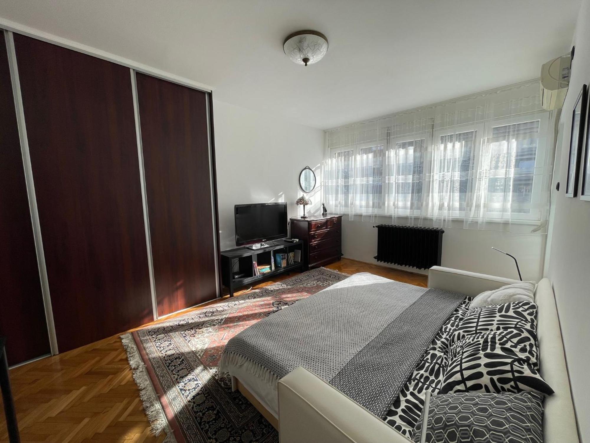 Apartment Mirochka Belgrad Exteriör bild